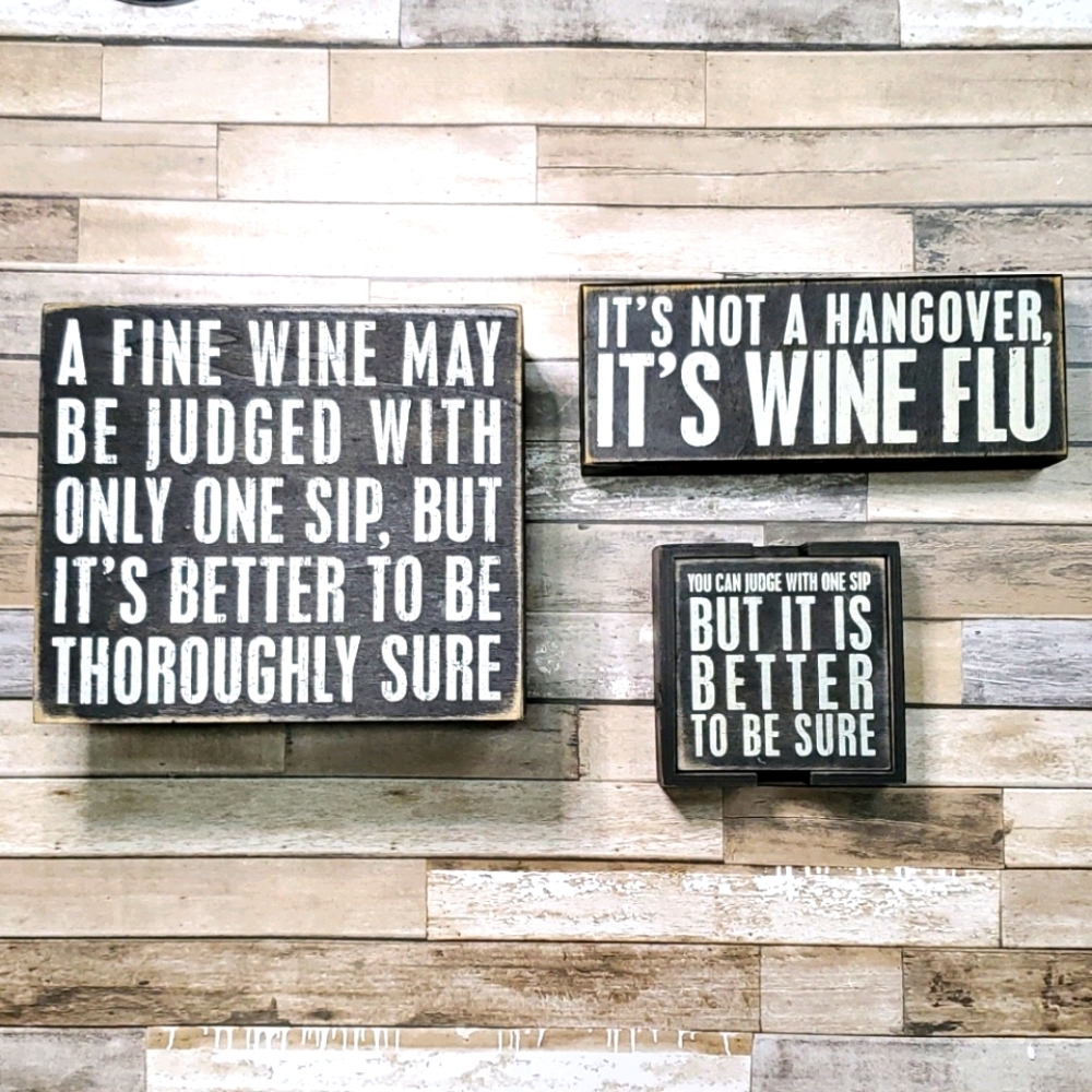 Wine Decor Set